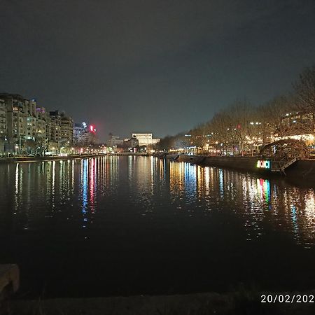 Cozy Magic House - Unirii Square Lägenhet Bukarest Exteriör bild